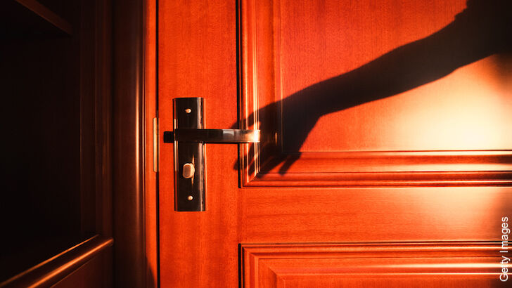 LIVE Secret Door Show